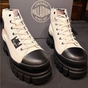 Palladium Women's Black and White High-Top Sneakers Size 8 Women's